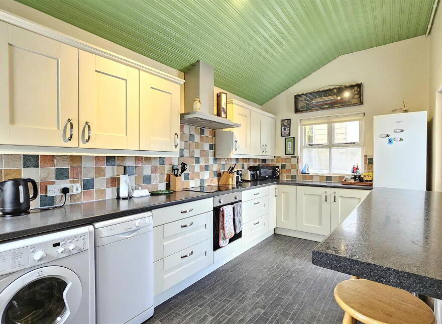 33 Boneybefore, Carrickfergus, BT38 7EQ