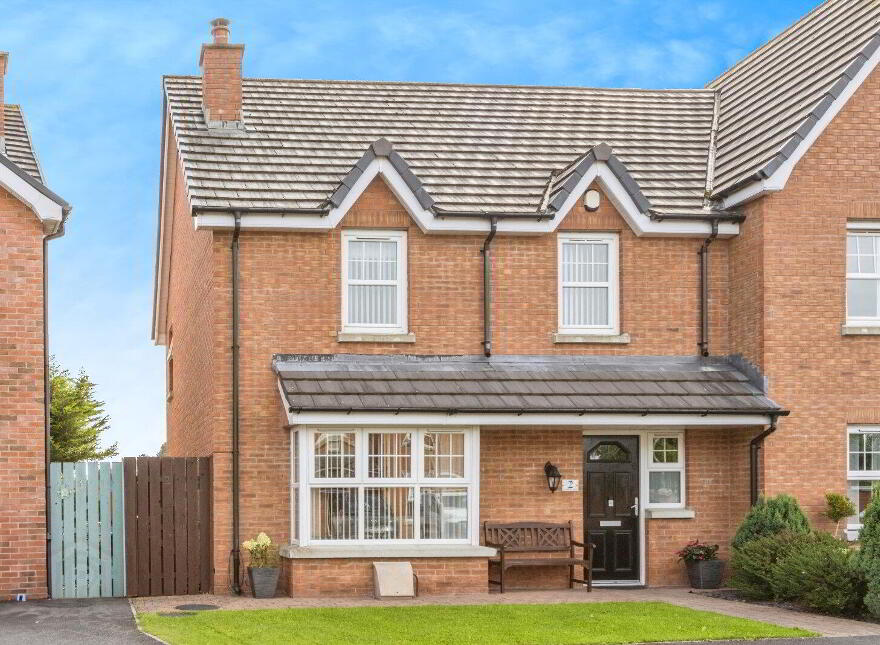 2 Causeway Lodge, Lisburn, BT28 2BZ photo