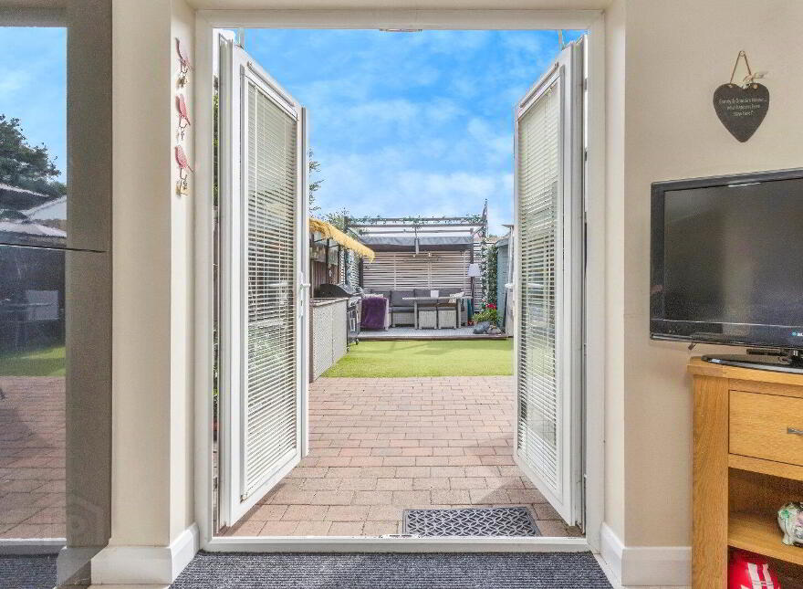 2 Causeway Lodge, Lisburn, BT28 2BZ