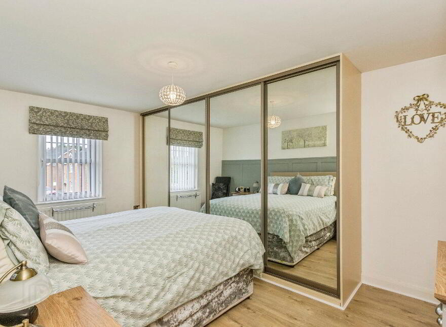 2 Causeway Lodge, Lisburn, BT28 2BZ