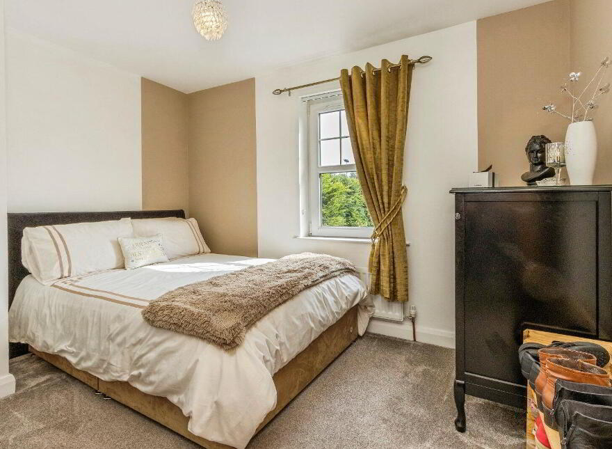 2 Causeway Lodge, Lisburn, BT28 2BZ