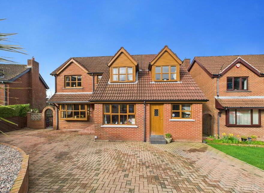 2 Castle Court, Lead Hill, Belfast, BT6 9PY