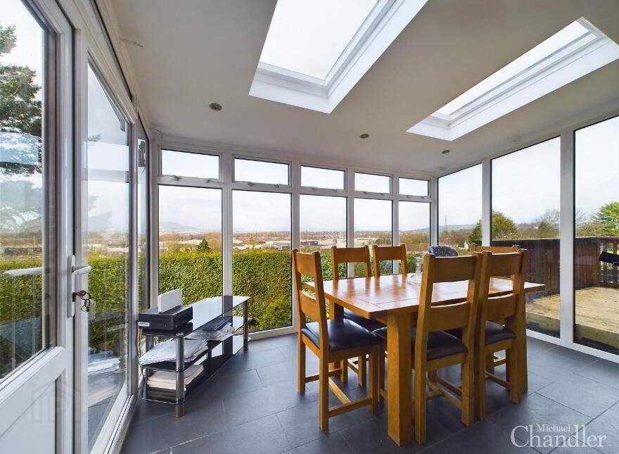 2 Castle Court, Lead Hill, Belfast, BT6 9PY