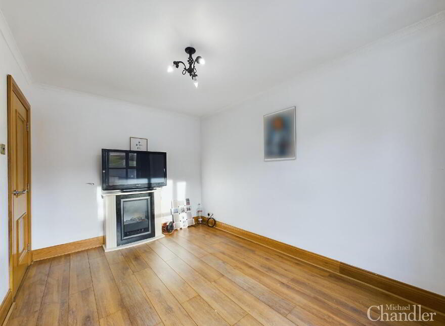 2 Castle Court, Lead Hill, Belfast, BT6 9PY
