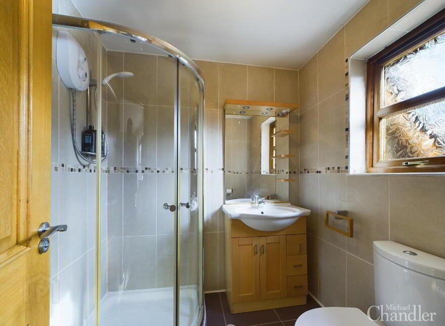 2 Castle Court, Lead Hill, Belfast, BT6 9PY
