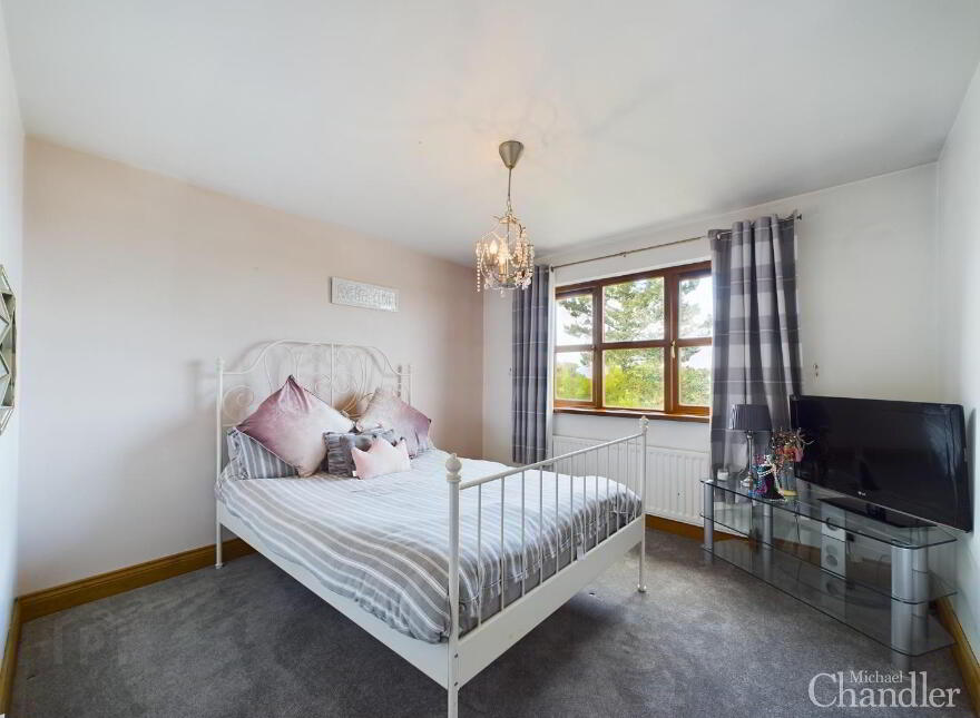2 Castle Court, Lead Hill, Belfast, BT6 9PY
