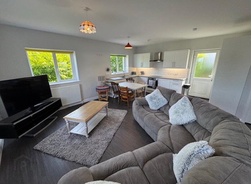 32 Mullaghboy Road, Islandmagee, BT40 3TT