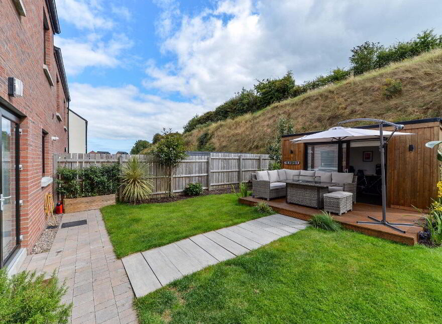 23 Castlegowan Road, Belfast, BT5 7WP