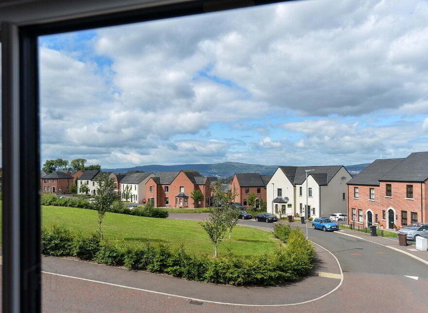 23 Castlegowan Road, Belfast, BT5 7WP