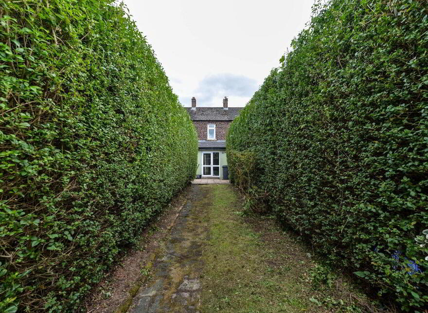 58 Lisavon Street, Belfast, BT4 1LH