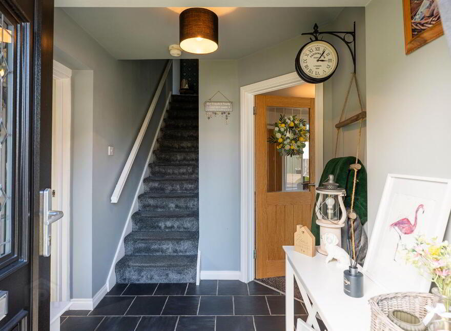2 Cairndore Vale, Newtownards, BT23 8PF