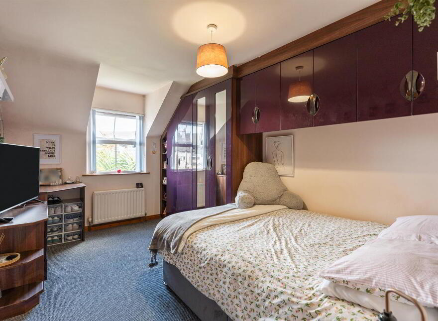 2 Cairndore Vale, Newtownards, BT23 8PF