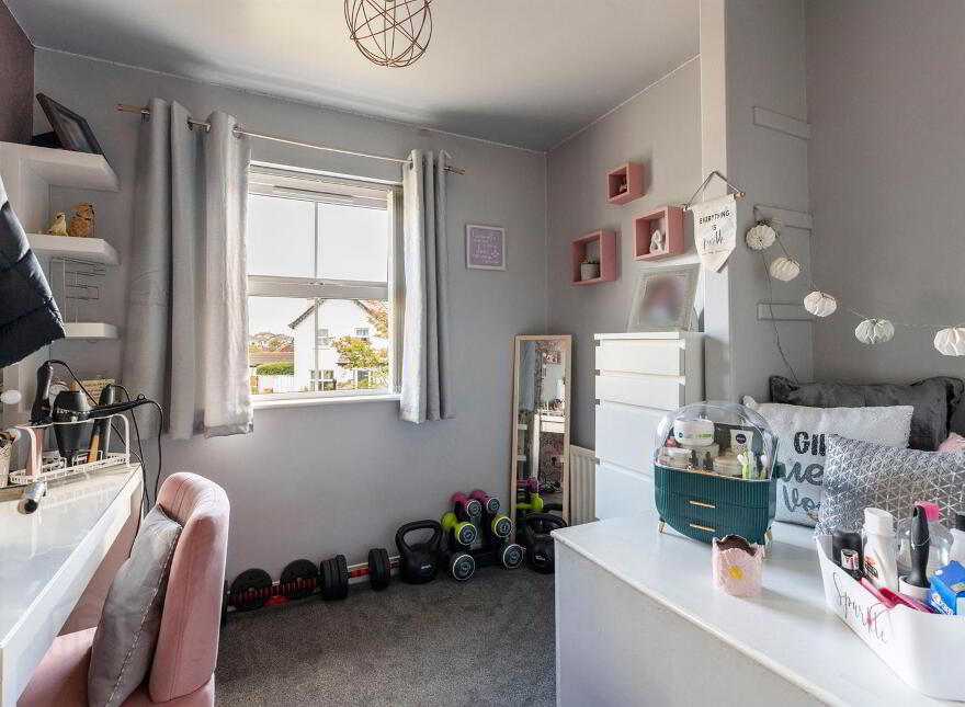 2 Cairndore Vale, Newtownards, BT23 8PF