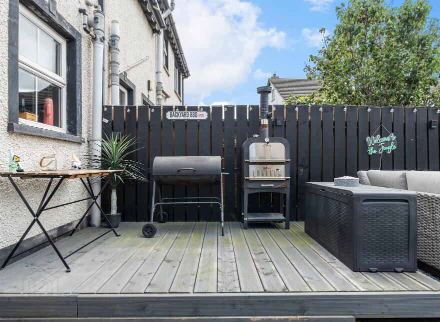 2 Cairndore Vale, Newtownards, BT23 8PF