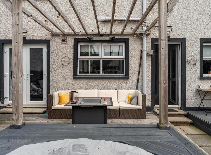 2 Cairndore Vale, Newtownards, BT23 8PF