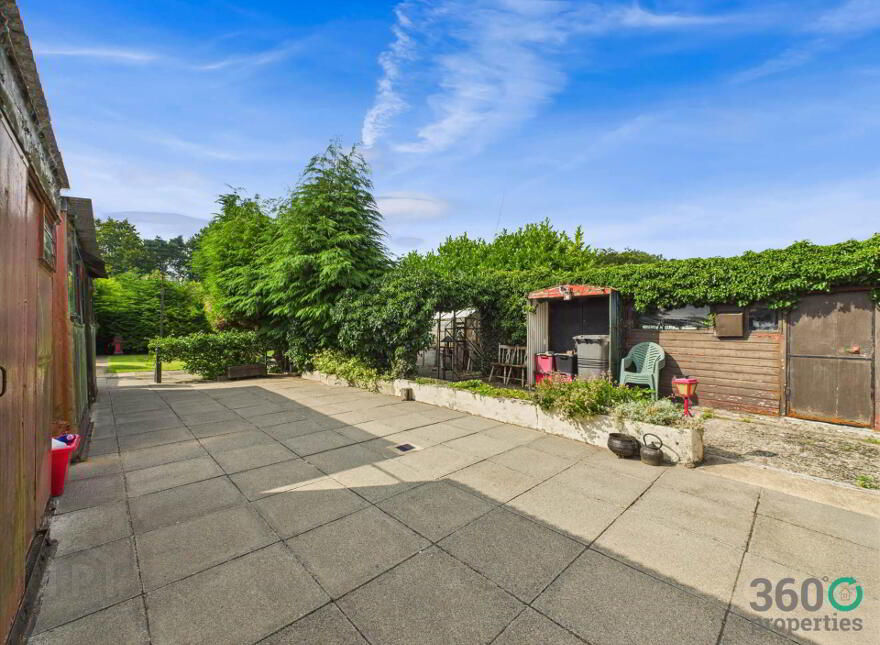 30 Houston Park, Broughshane, Ballymena, BT42 4LB