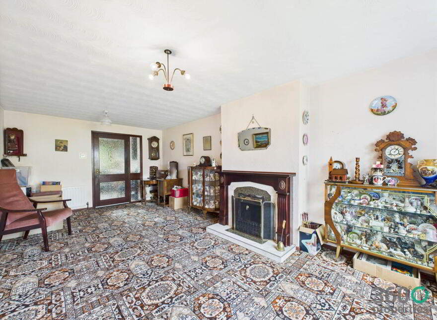 30 Houston Park, Broughshane, Ballymena, BT42 4LB