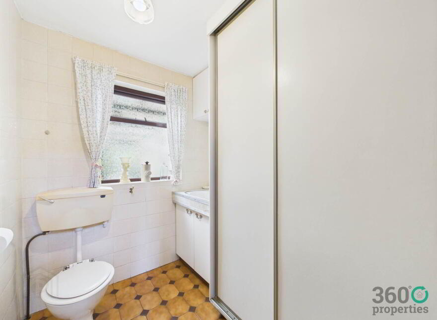 30 Houston Park, Broughshane, Ballymena, BT42 4LB