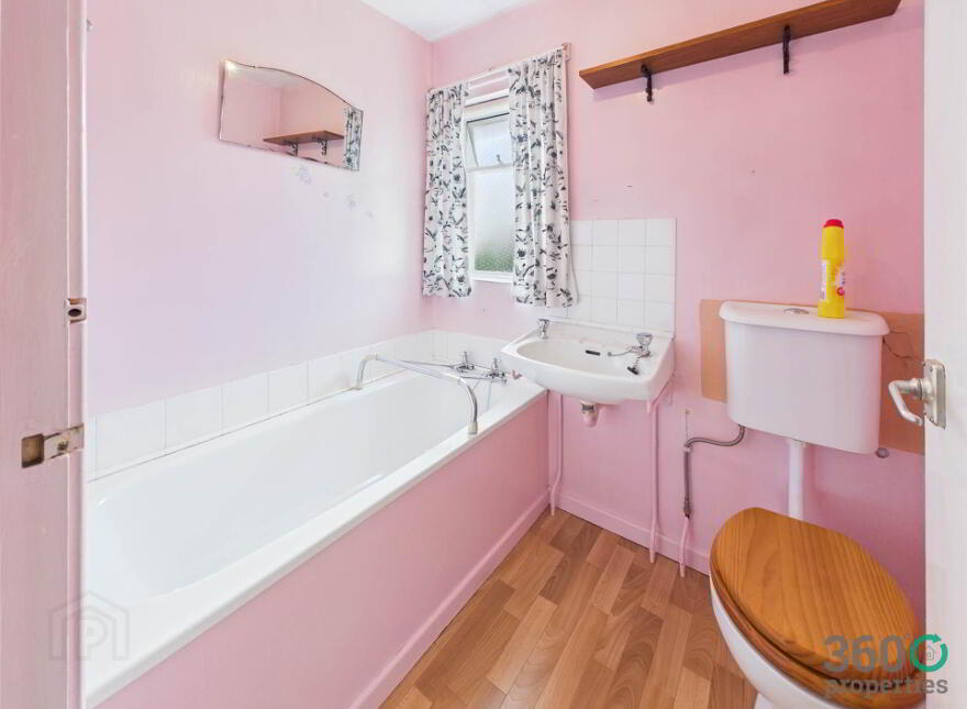 30 Houston Park, Broughshane, Ballymena, BT42 4LB