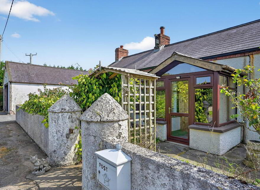 9 Ballygraffan Road, Comber, Newtownards, BT23 5NB