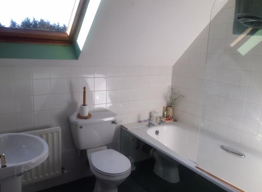 Warden Apartment, 197 Loughan Road, Coleraine, BT52 1UD