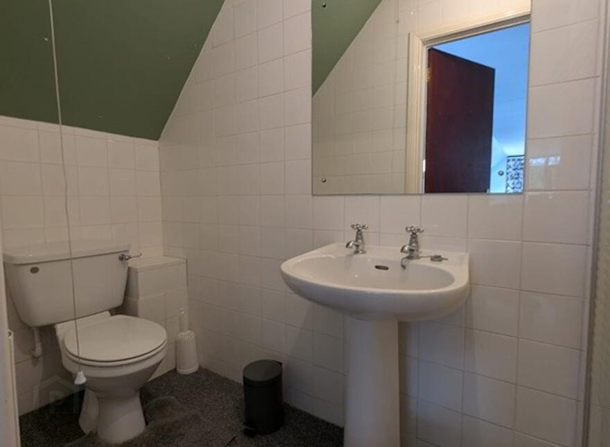 Warden Apartment, 197 Loughan Road, Coleraine, BT52 1UD