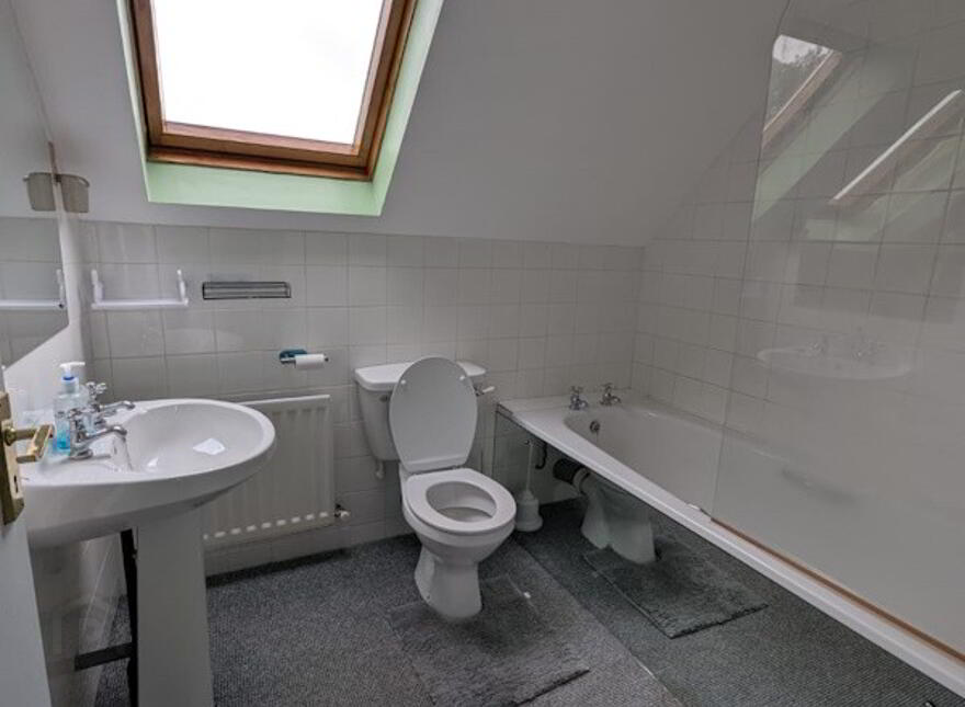 Warden Apartment, 197 Loughan Road, Coleraine, BT52 1UD