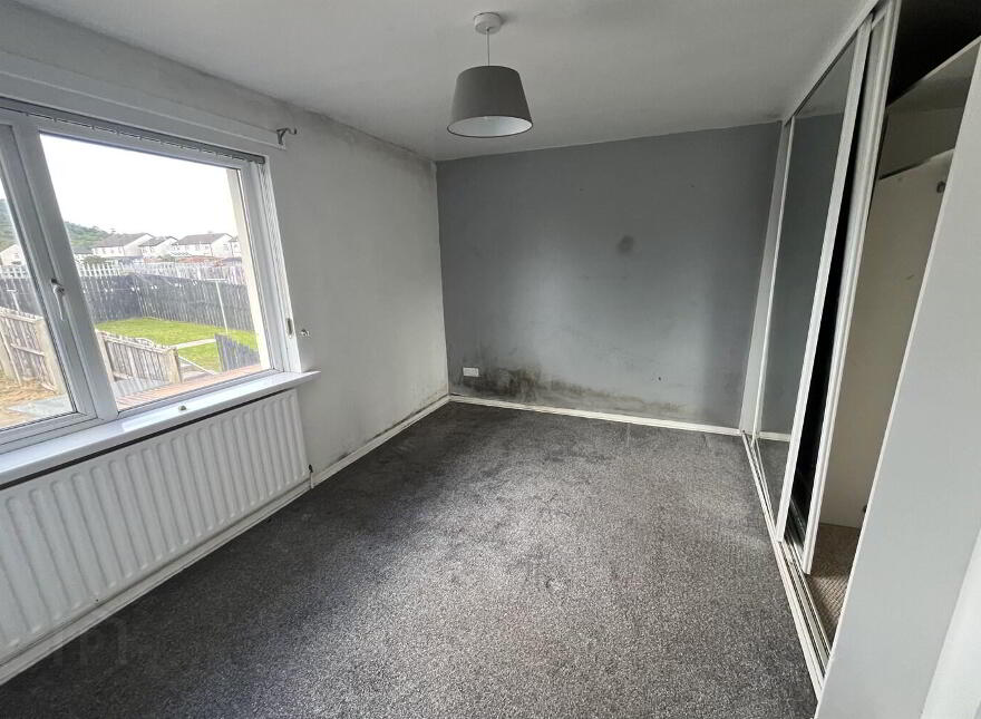 152 Carmeen Drive, Rathcoole, Newtownabbey, BT37 9DW