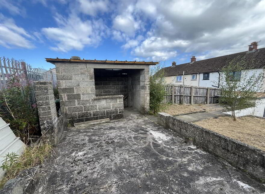 152 Carmeen Drive, Rathcoole, Newtownabbey, BT37 9DW