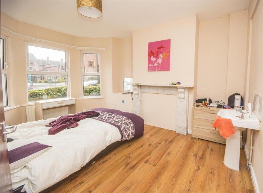 124 University Avenue, Belfast, BT7 1GZ