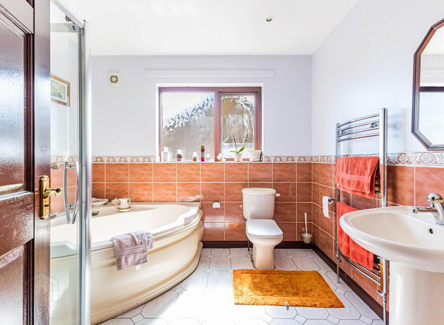 32 Laurelgrove Park, Belfast, BT8 6ZH