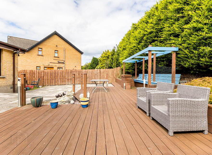 32 Laurelgrove Park, Belfast, BT8 6ZH