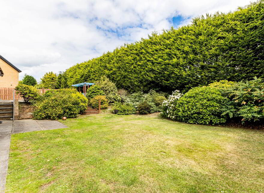 32 Laurelgrove Park, Belfast, BT8 6ZH