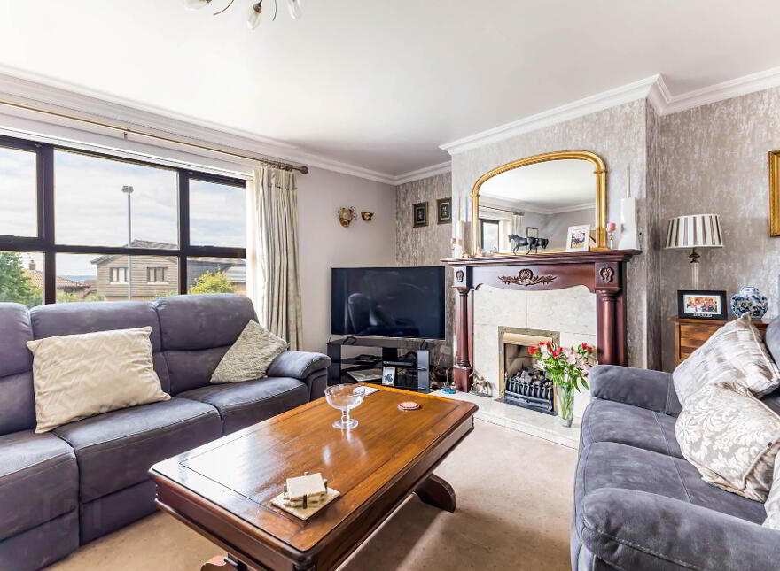32 Laurelgrove Park, Belfast, BT8 6ZH