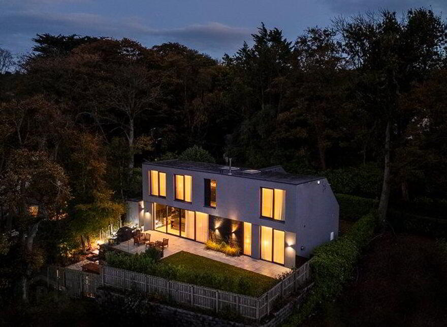 26 Clanbrassil Road, Cultra, Holywood, BT18 0AR