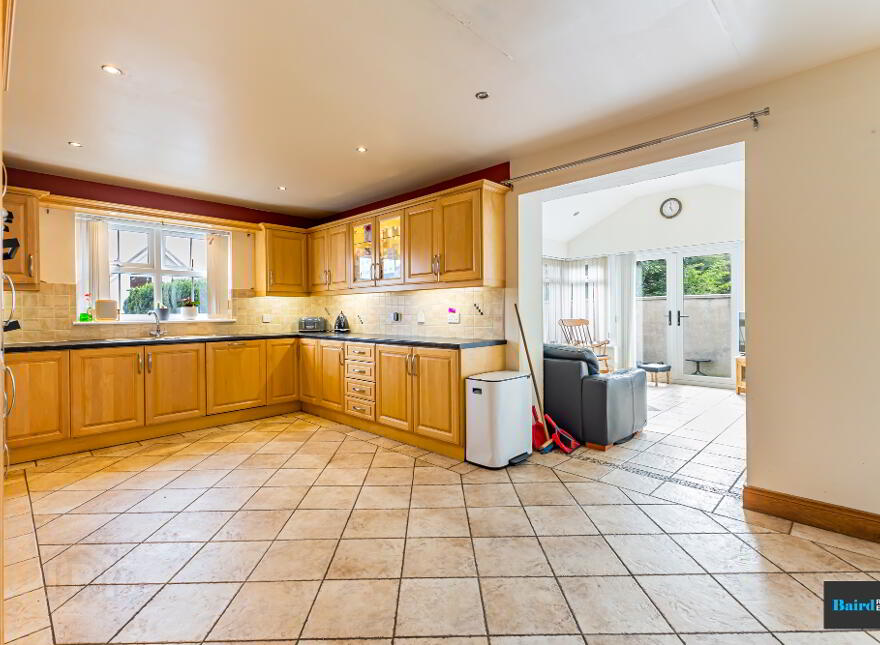 28 Mahon Road, Portadown, BT62 3EF