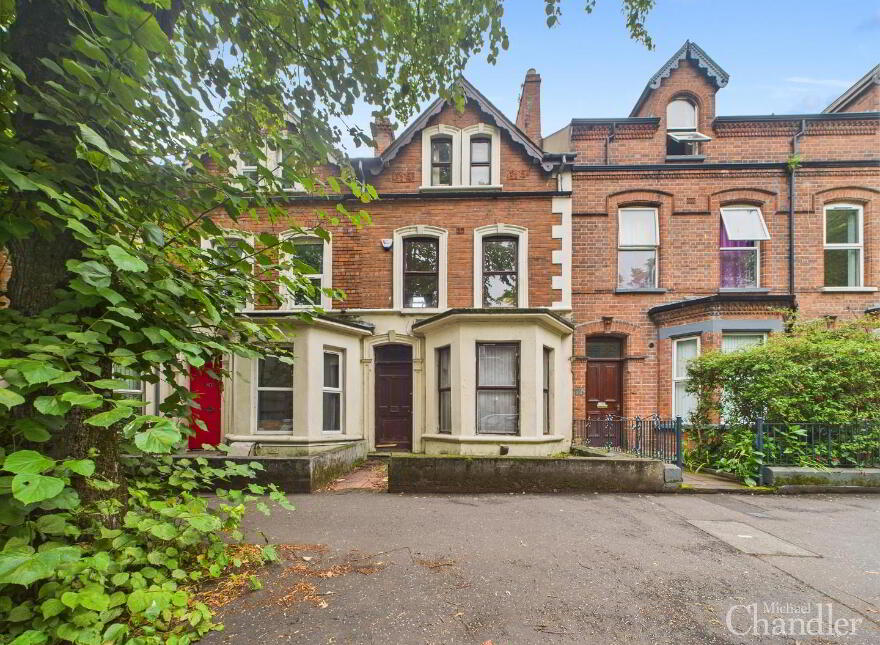 89 University Avenue, Belfast, BT7 1GX photo