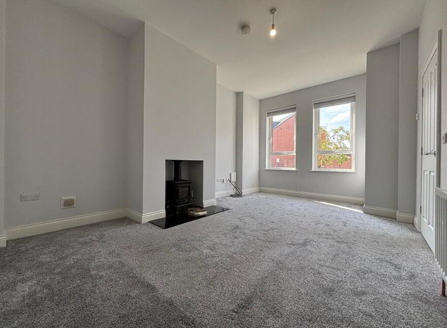 38 Wyncroft Crescent, Lisburn, BT28 2AT