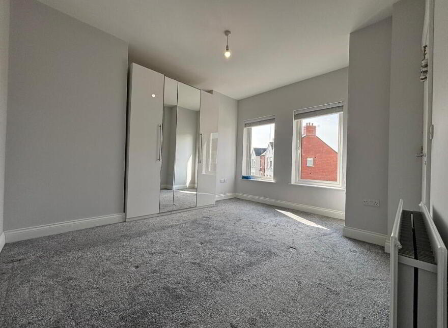 38 Wyncroft Crescent, Lisburn, BT28 2AT