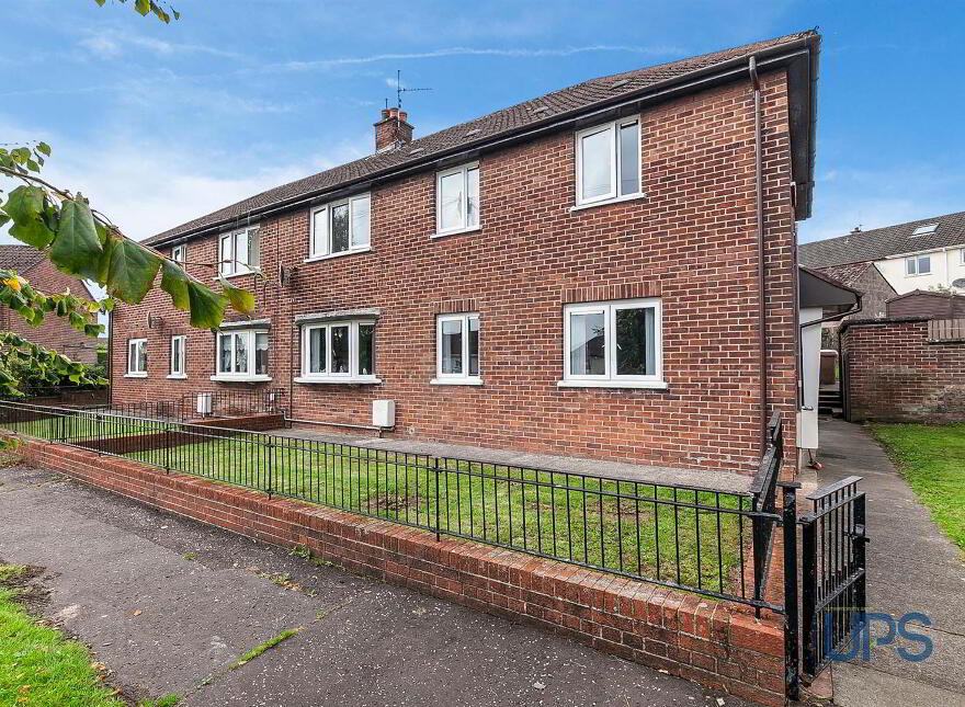 Apt 26, Kenard Avenue, Andersonstown, Belfast, BT11 8LY photo