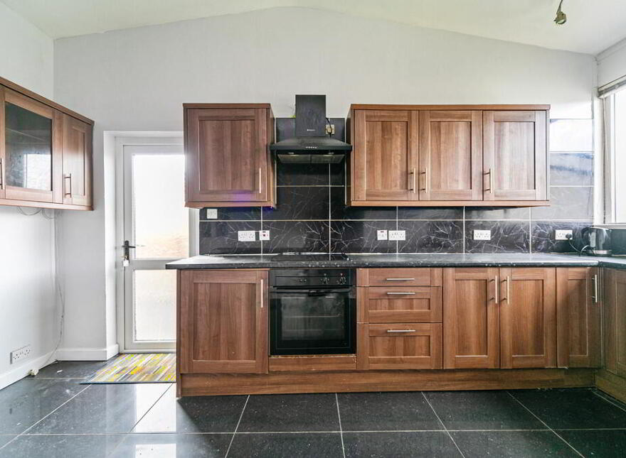 130 Erinvale Drive, Belfast, BT10 0GF