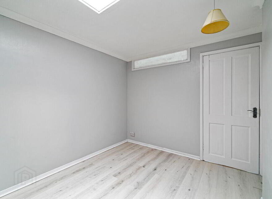 130 Erinvale Drive, Belfast, BT10 0GF