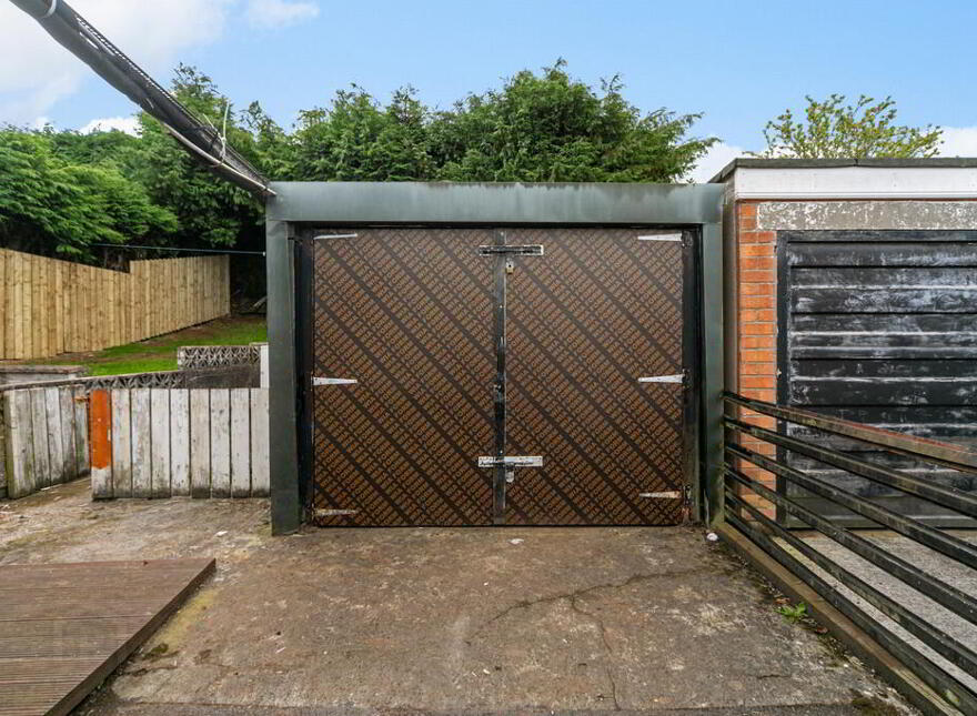 130 Erinvale Drive, Belfast, BT10 0GF