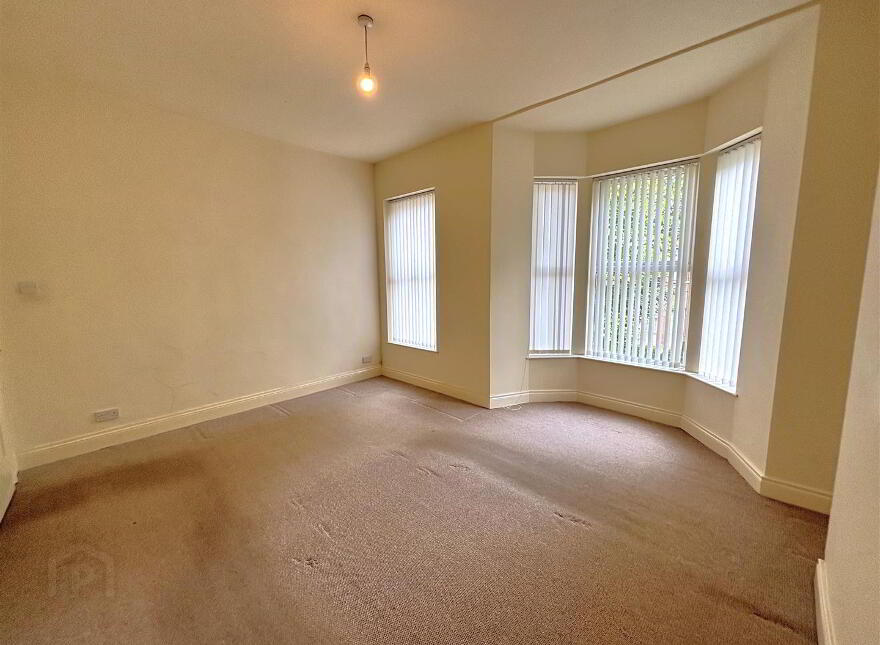 8 Rosemount Gardens, Belfast, BT15 5AG