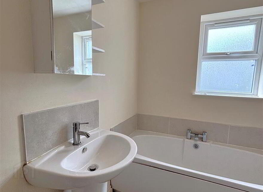 8 Rosemount Gardens, Belfast, BT15 5AG