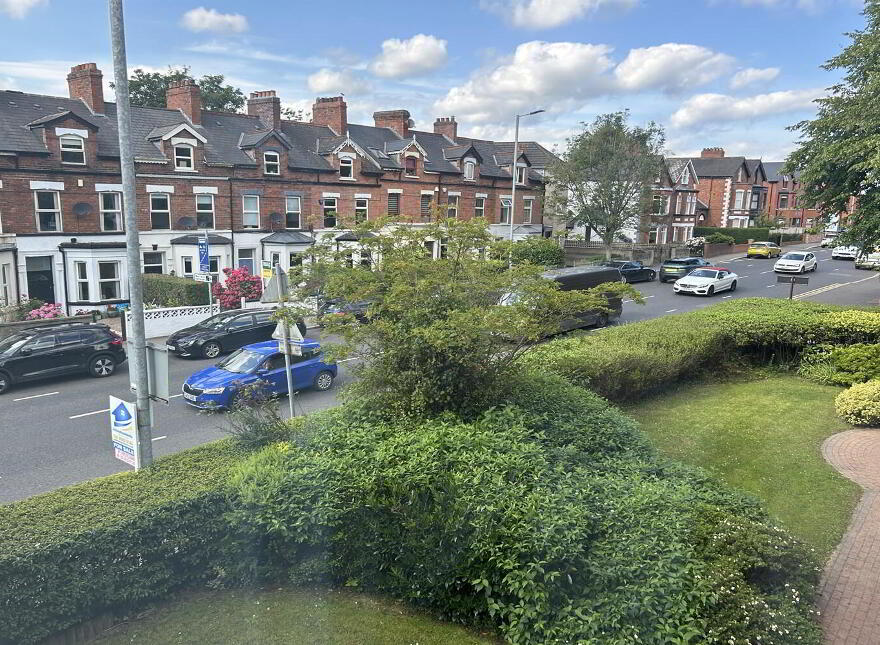 Apartment 7 Myrtlefield Manor 1 Myrtlefield Park, Belfast, BT9 6NE