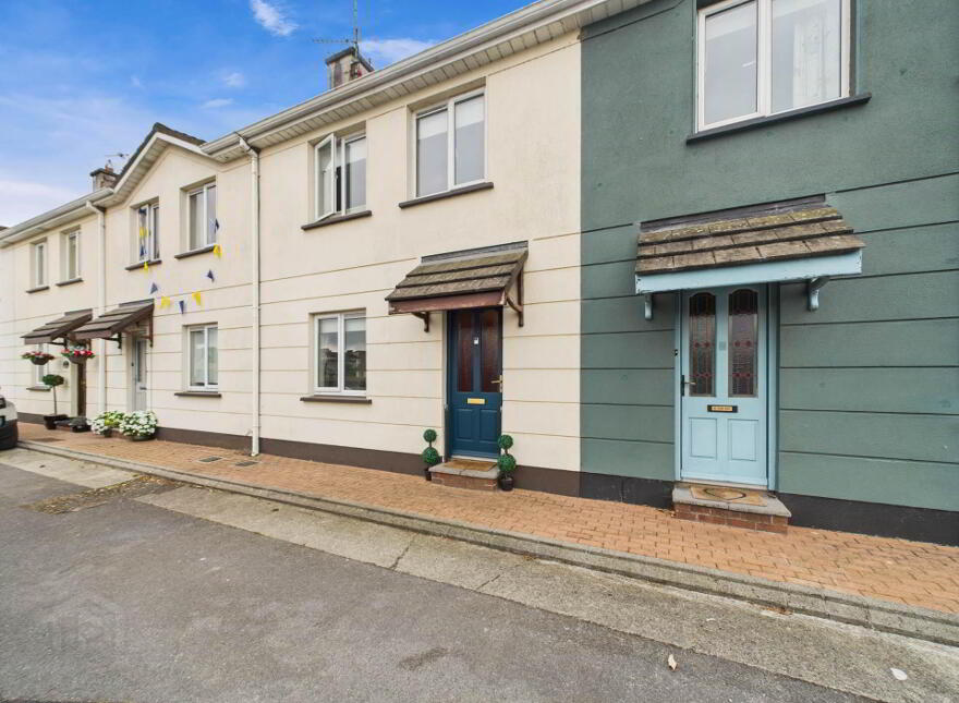 4 Riverside Mews, South Quay, Carrick-On-Suir, E32RK88 photo
