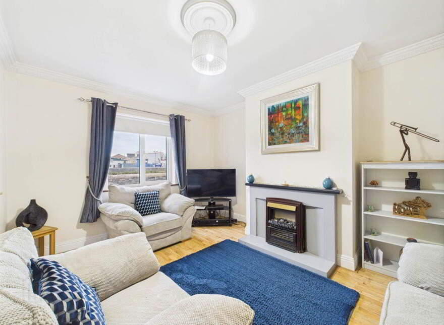 4 Riverside Mews, South Quay, Carrick-On-Suir, E32RK88
