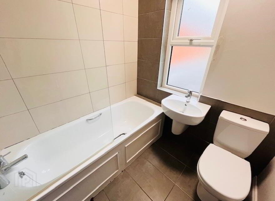 132 Station Road, Greenisland, Carrickfergus, BT38 8UN