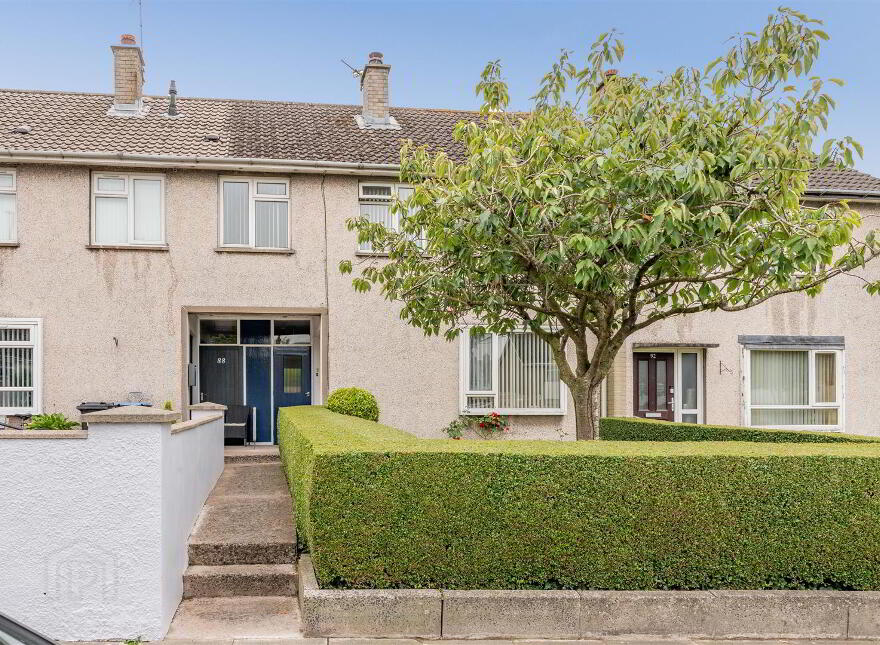 90 Drumadoon Drive, Dundonald, Belfast, BT16 2PR